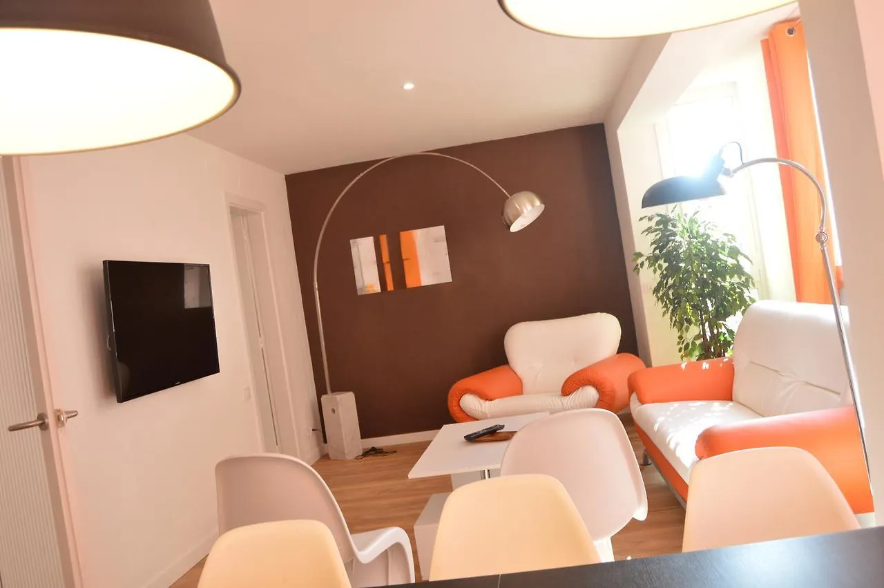 Ad Hostel Rooms Tarragona 0*,