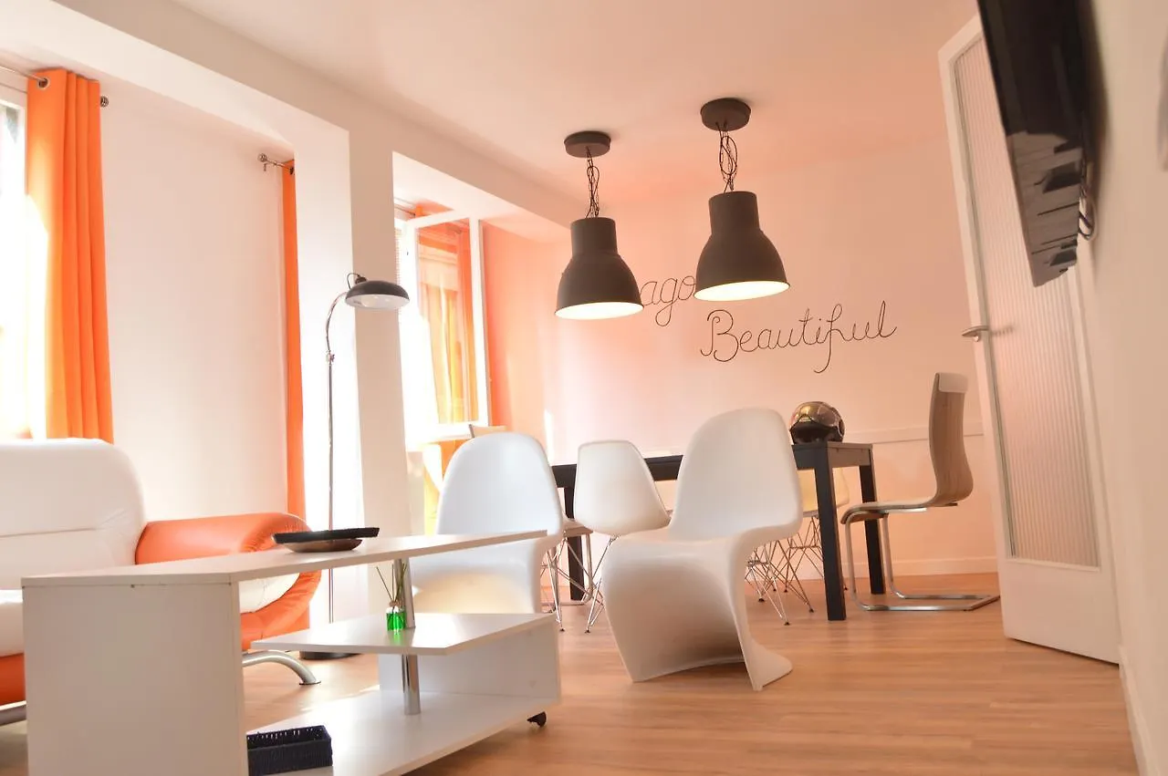 Ad Hostel Rooms Tarragona Apartment